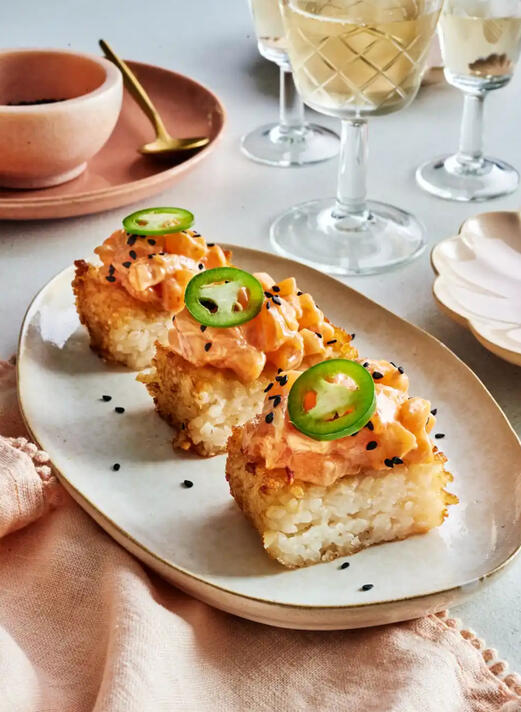 Crisp Spicy Salmon Bites